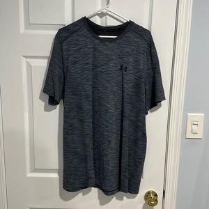 UA Seamless shirt